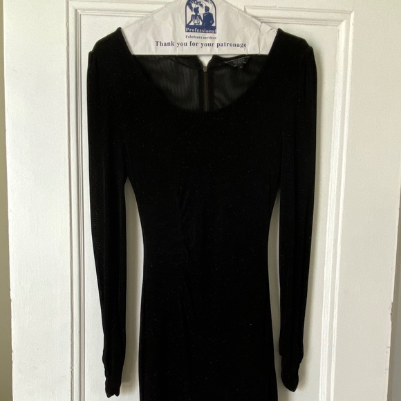 Guess Dress - Picture 1 of 2